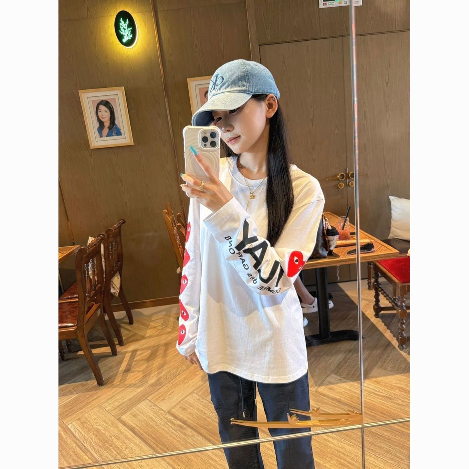 2025春秋薄款精美印花字母爱心眼睛长袖上衣女复古街头风潮流卫衣