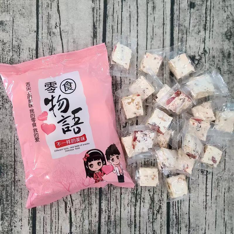 *新货零食物语草莓羊奶芙雪花酥办公室休闲零食小孩老人糕点心下/