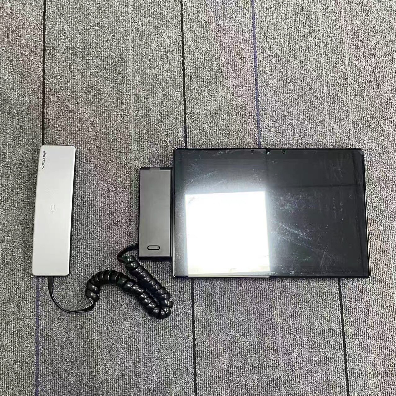 海康威视DS-KM9503全新现货10寸触摸屏对讲中心管理机正品