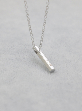 LOVE冷淡气质s925一字款竖条项链