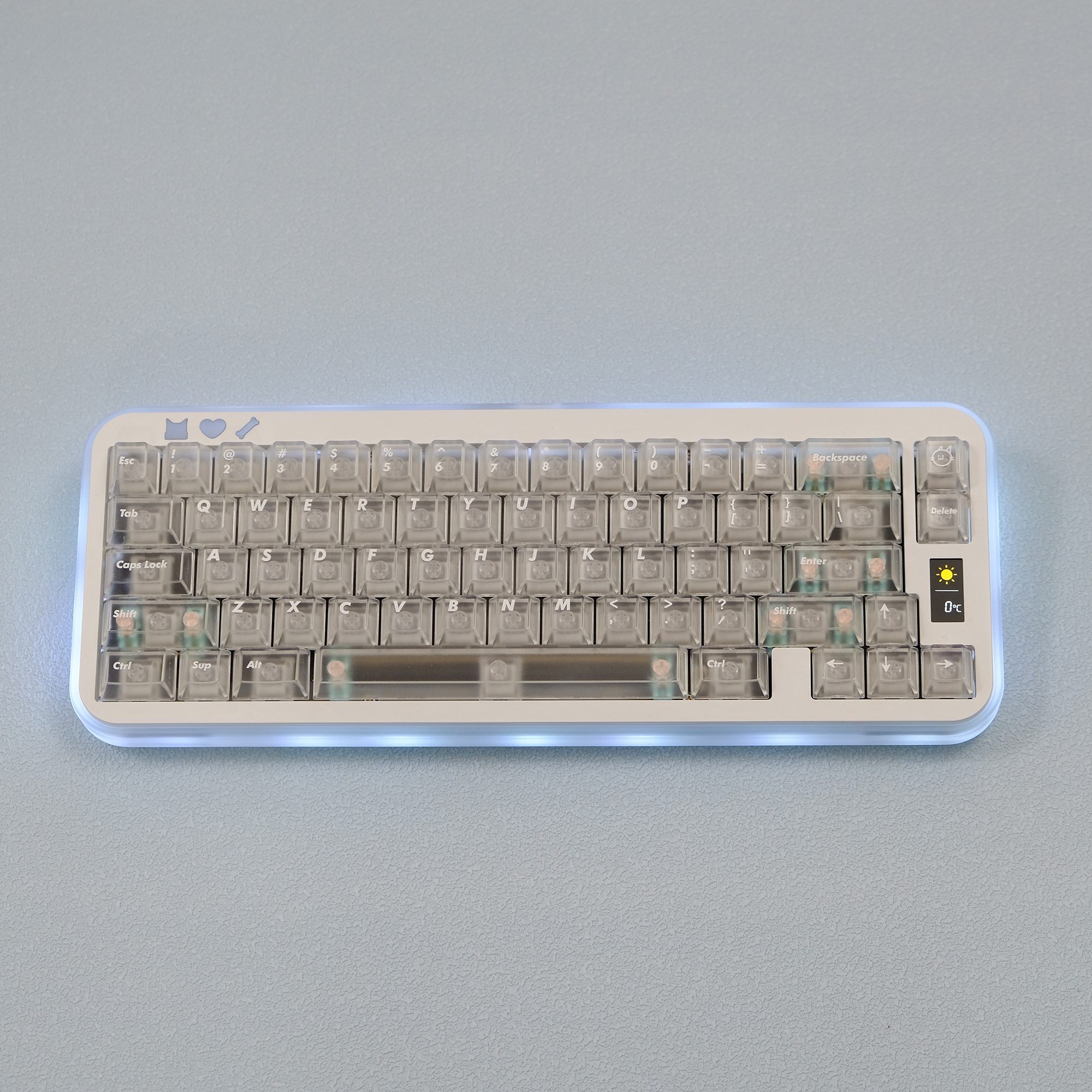 爱菲雾透红雾透黑键帽ABS