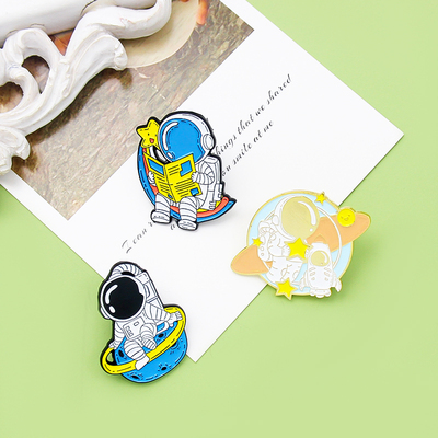 全新卡通宇宙百搭情侣饰品扣针