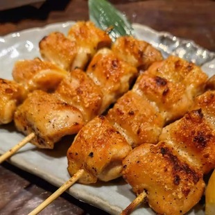 日式碳烤盐烤鸡腿肉串去骨冷冻60g20串包装烧鸟店专用带皮鸡肉串