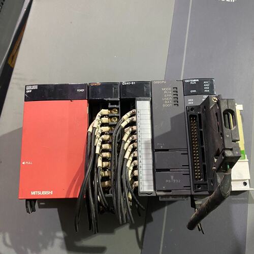 三菱pLC Q61P QY40P QX40-S1 Q02CP--议价商品