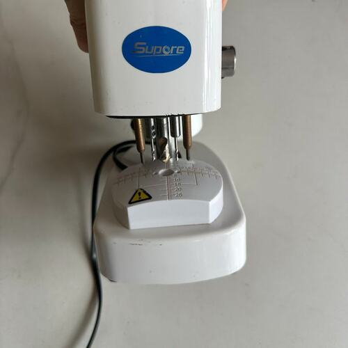 Supore三孔打孔机，AC220V 50HZ，带刻度盘，插--议价商品