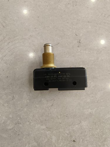 FREEPORT USA霍尼韦尔MICRO SWITCH行程开关BZ-2RQ1