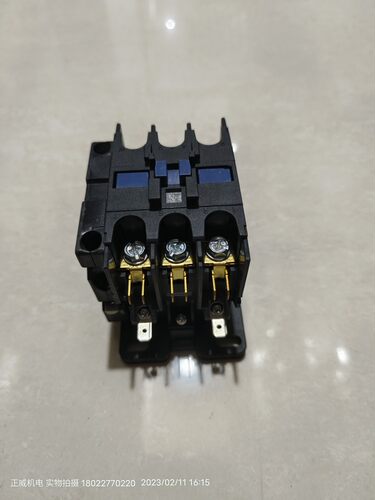 特定用途接触器XMC0-403-1ABC1R 220V辅助触头C03A01