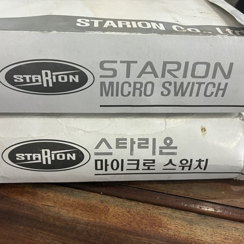 韩国仕达利恩STARION微动开关SZM-V16-4FA-63 2脚1NO 1/2/5/6FA