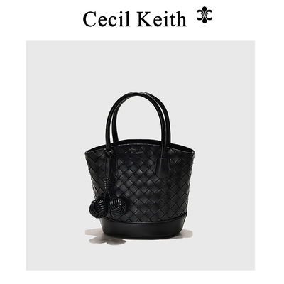 真皮编织斜挎水桶包女2025新款