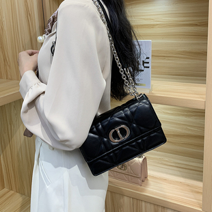 高级感轻奢小众斜挎小方包 香港小香风菱格链条腋下包包女2024新款