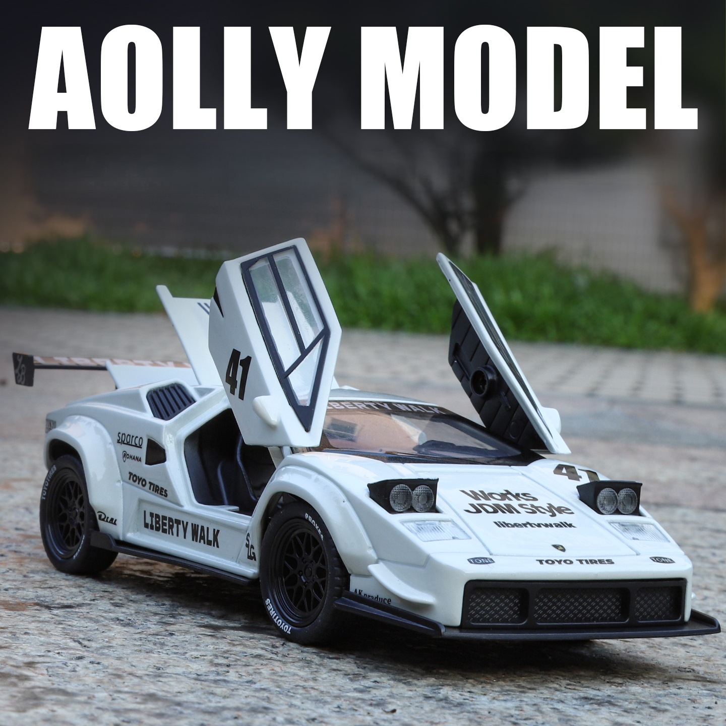 合金仿真1:32蓝博康嗒什仿真合金跑车模型声光回力玩具车模型