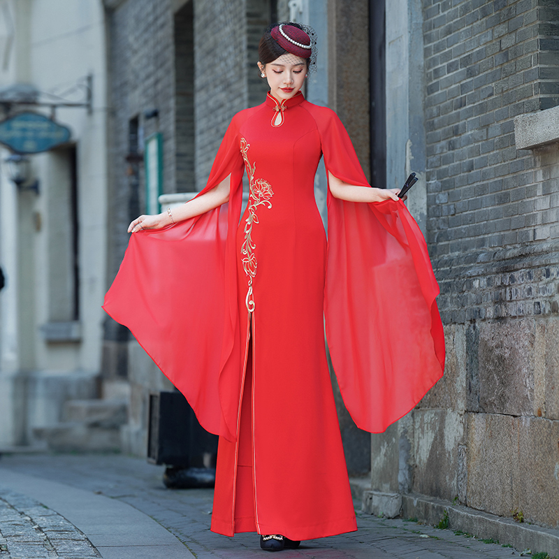 2025新款红色国风走秀旗袍