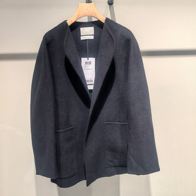 LESS女装国内商场2025冬季专柜正