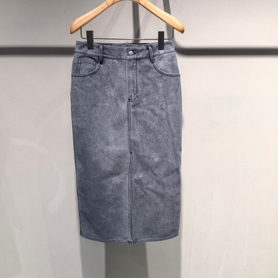 LESS女装国内商场2025冬季专柜正