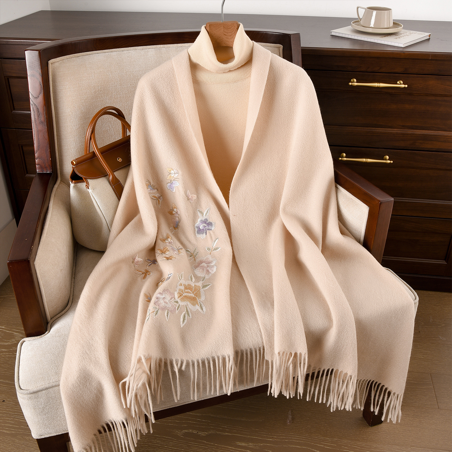 羊毛大披肩旗袍羊绒围巾送妈妈婆婆老年人生日礼物新中式披风