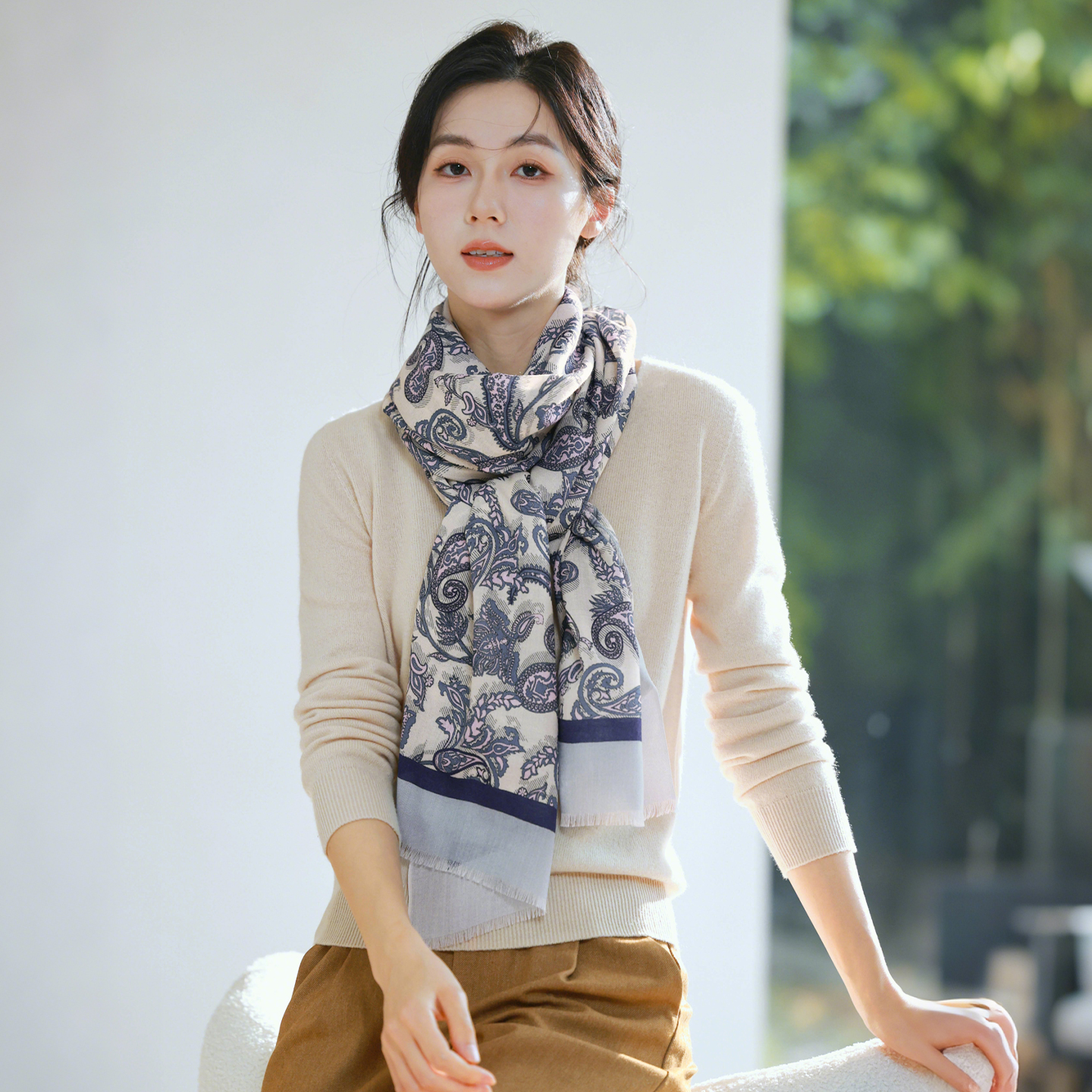 蓝色纯羊毛丝巾女款2025新款秋冬季轻奢高级感羊绒披肩围巾长轻薄