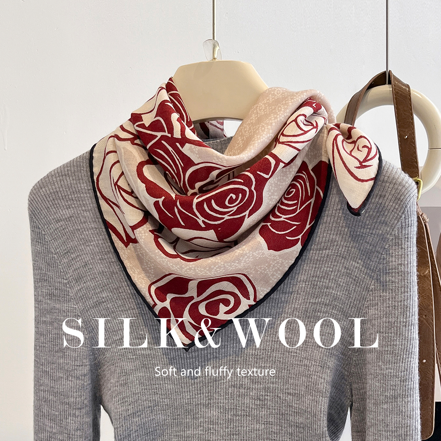 粉色真丝羊毛丝巾女2025新款秋季冬轻奢高级感羊绒围巾小方巾系脖