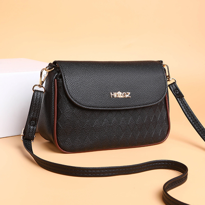 真皮质感秋冬2024新款中年女士斜挎包大容量妈妈小方包时尚百搭