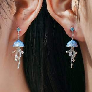 囚徒原创高温珐琅999纯银水母遨游耳钉