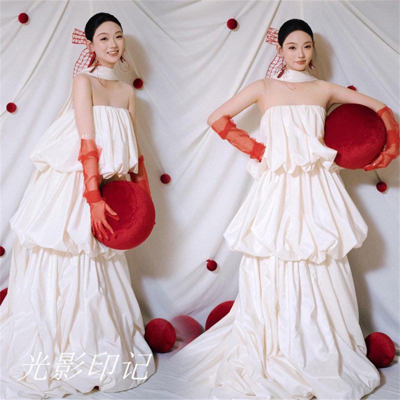 轻奢小众高端新娘订婚敬酒服