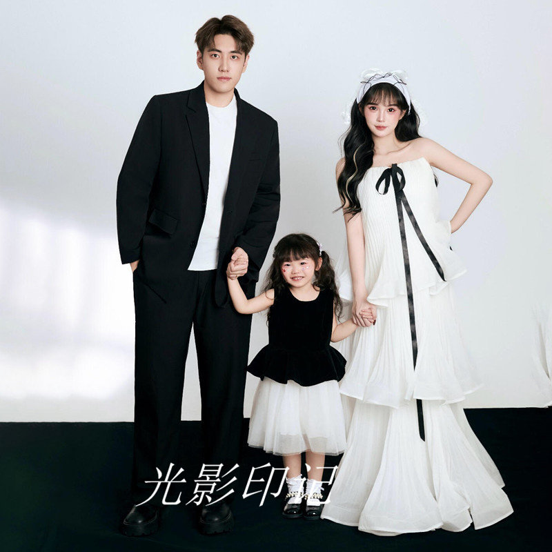 影楼新款小清新亲子全家福服装