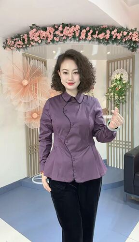 时尚新品重工缝珠彩色修身微弹棉质衬衫上衣女洋气百搭