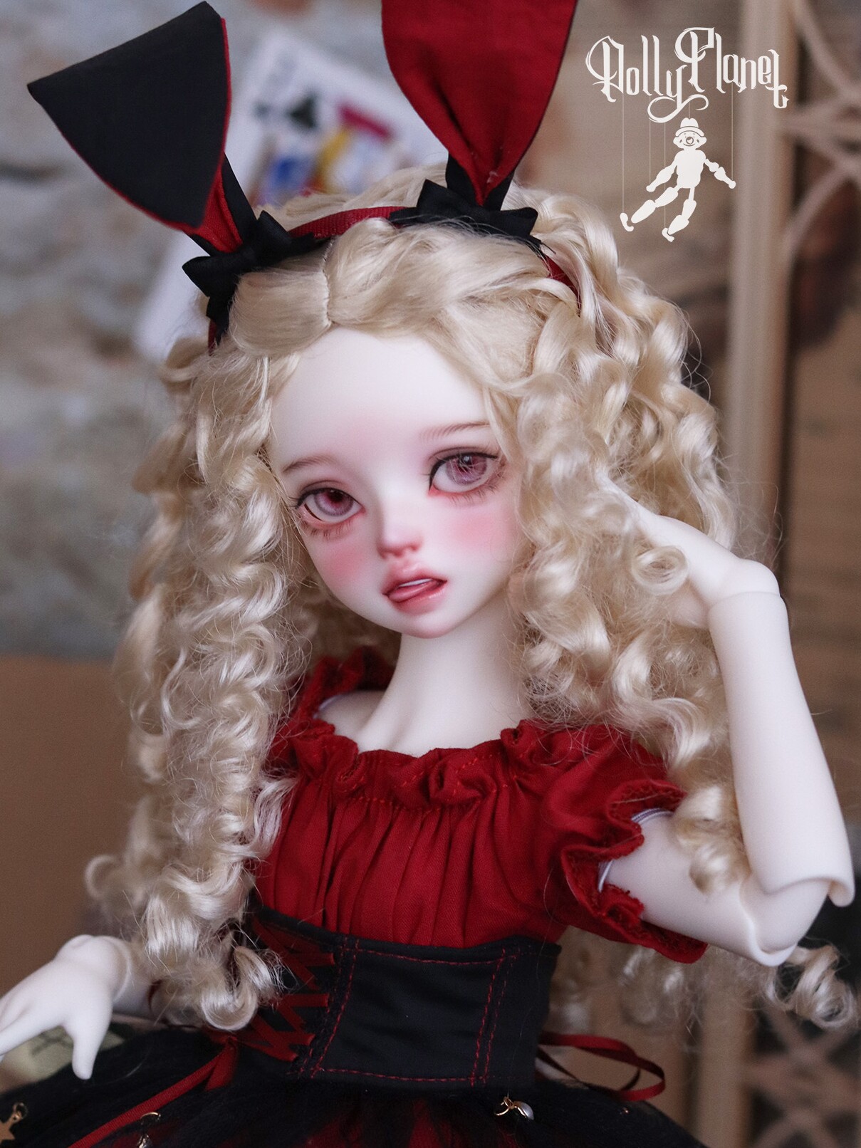 1/4 BJD Faux Mohair Wig with Vintage Middle Part Curls - Taobao product photo 2