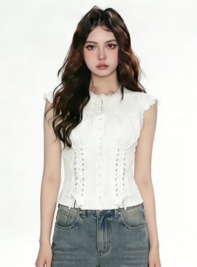 FabGirls 巴伐利亚古感花边收腰绑带小飞袖排扣衬衫 小众短袖上衣