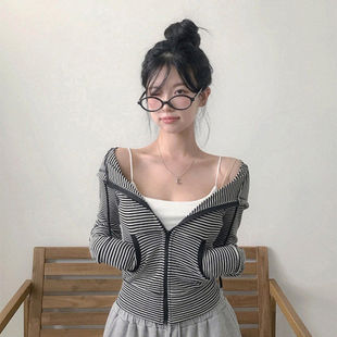 FabGirls 韩系学姐口袋拼接收腰连帽针织外套 复古百搭显瘦短上衣