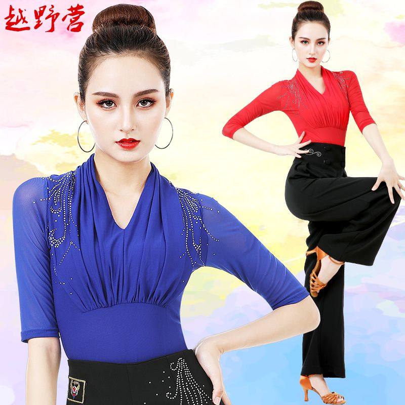 夏季新款拉丁舞套装女V领镶钻T恤广场舞阔腿裤子水兵舞演出服上衣