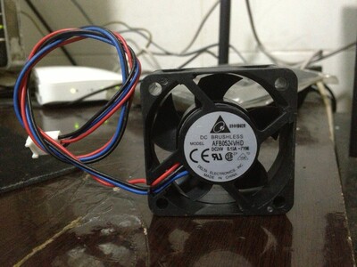 原装台达afb0524vhd散热风扇三线