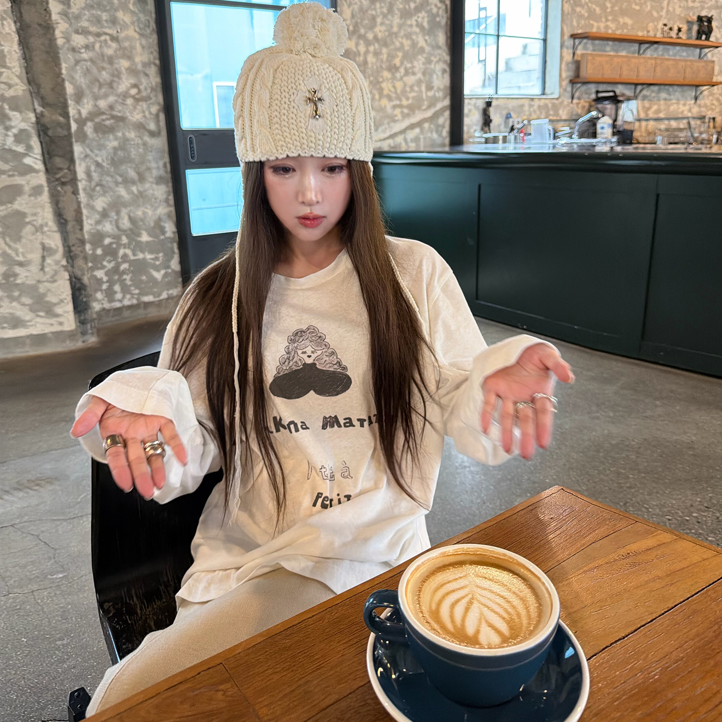 Avocadong 原创高支印花雪花100棉宽松圆领长袖白色T恤女显瘦上衣