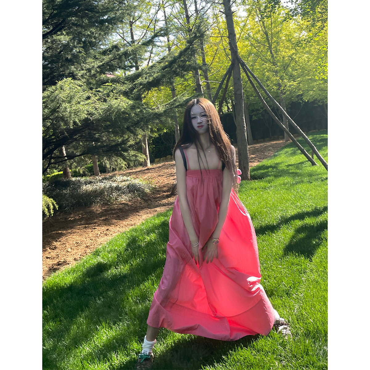 Avocadong du家侧兜款薄透长款粉嫩吊带长款连衣裙夏宽松吊带长裙