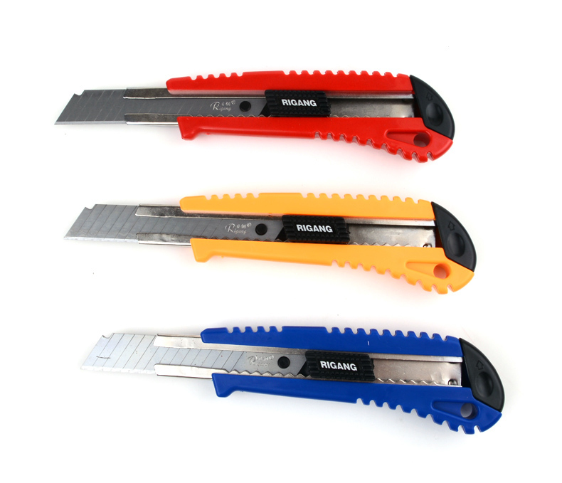 日钢RG-223大号美工刀大号开箱器裁纸刀介刀手工刀不锈钢刀片介刀