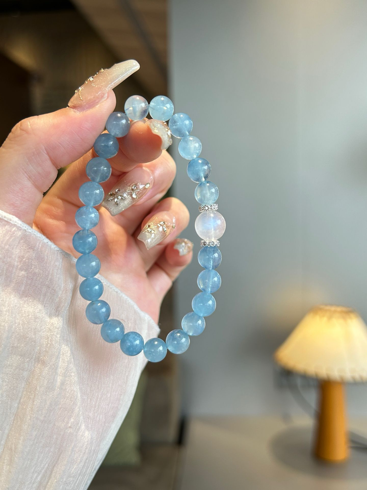 天然海蓝宝手链女款蓝月光石单圈手串招财转运珠闺蜜礼物送女友