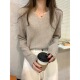 气质V领松弛感针织衫 女打底上衣 软糯毛衣秋休闲ins简约纽扣长袖