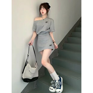 气质休闲运动套装女夏季学生韩版时尚宽松斜肩短袖短裙两件套显瘦
