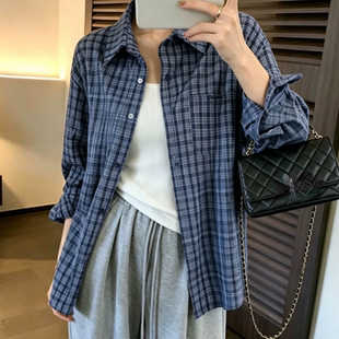 B302秋季新款复古格子衬衫女宽松长袖中长款外套显瘦百搭上衣7944