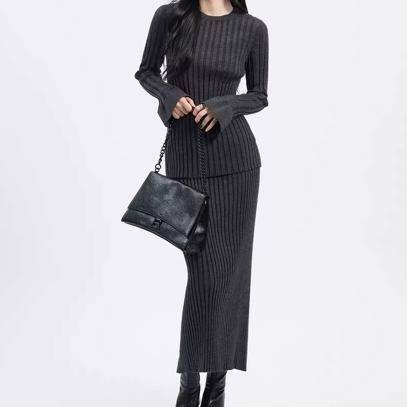 B224套装女高个子修身新款打底坑条针织上衣+半身裙套装,女装/女士精品,时尚套装,淘宝优惠券,粉丝福利购,淘宝优惠卷