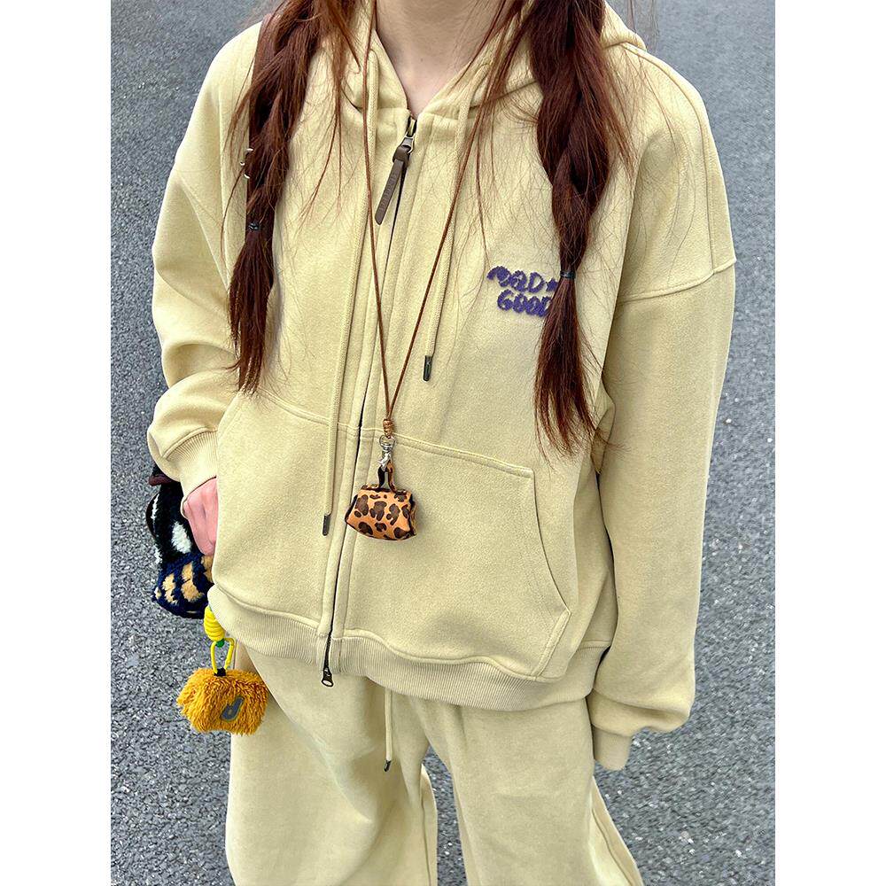 宽松休闲运动套装女秋冬2026新款学生少年感连帽卫衣阔腿裤两件套