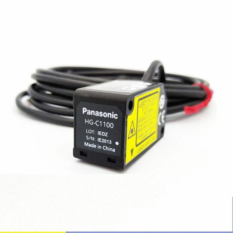 议价松下激光位移传感器HG-C1100模拟量信号测距光电开关感应器P