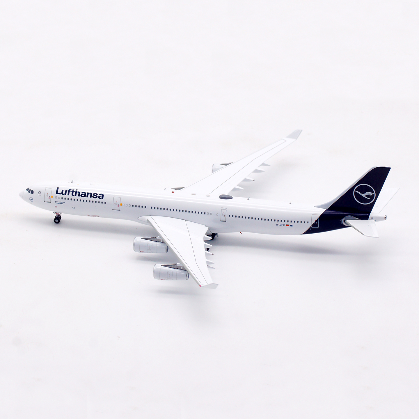 AV汉莎航空A340-300D-AIFC