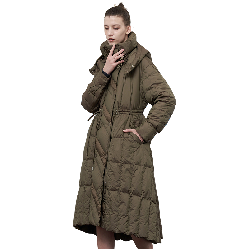 高斯雪岚大气长款斗篷型羽绒服女