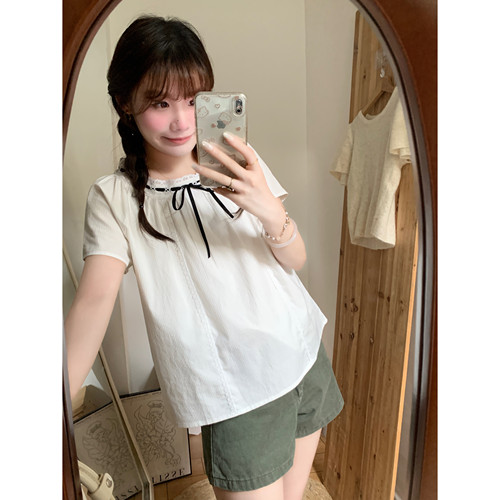 撞色绑带花边领白色小衫女夏暗竖条纹提花纯棉上衣