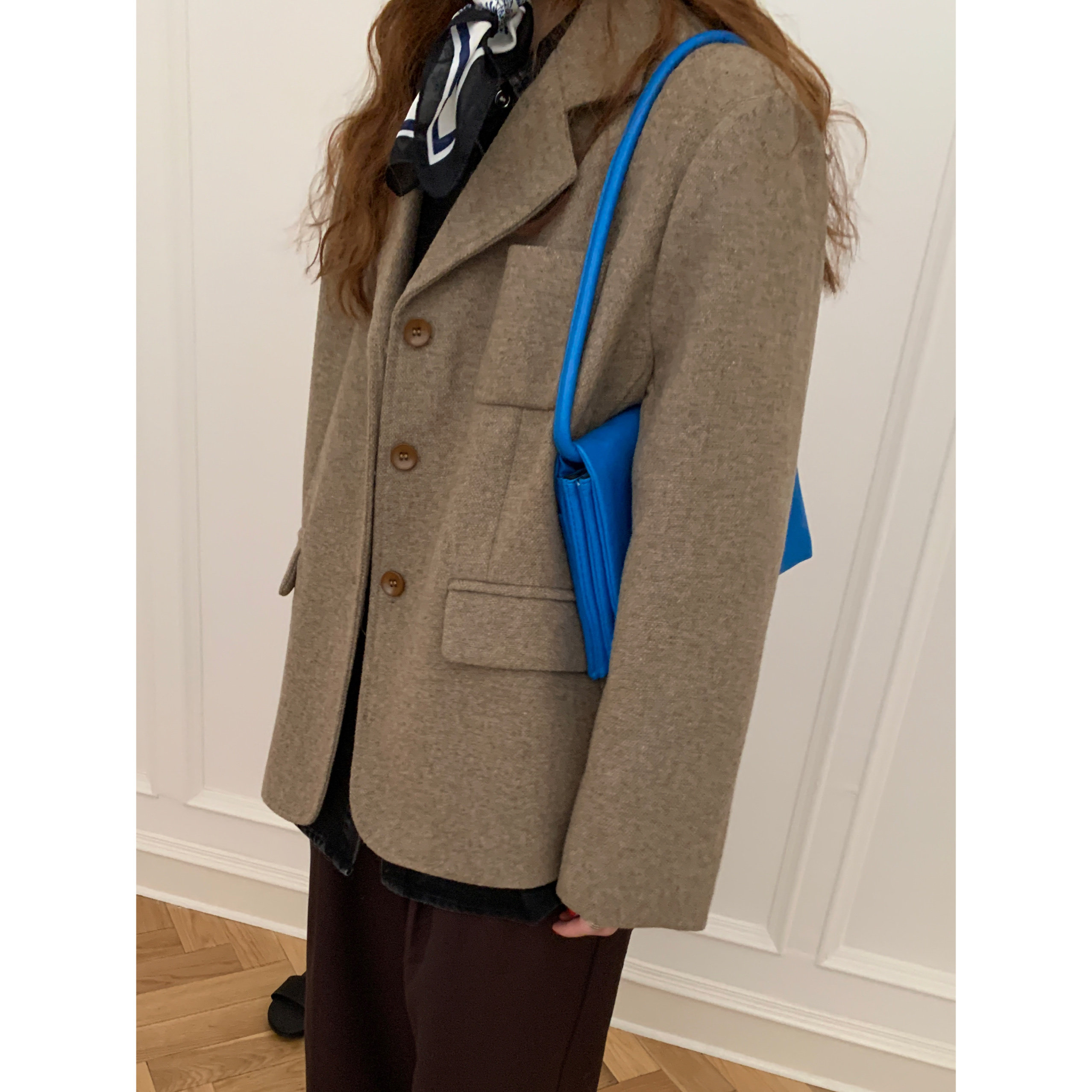 燕麦色毛呢西装外套女春秋2025新款高级气质韩系复古宽松西服上衣