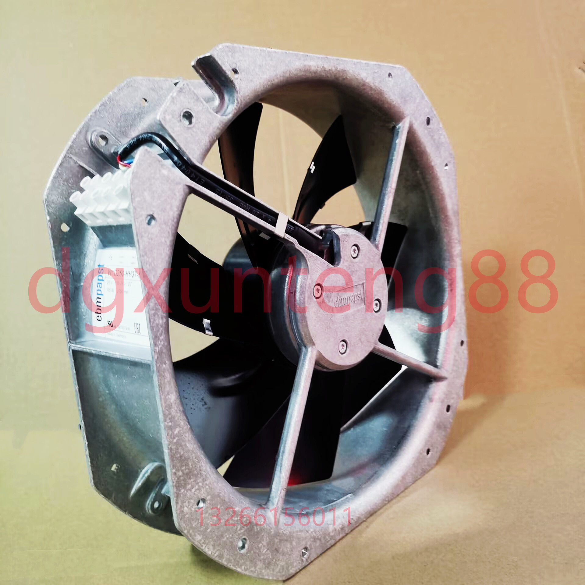 W1G250-HH37-52电源汽车散热水冷风扇 ebmpapst轴流风机 机柜散热