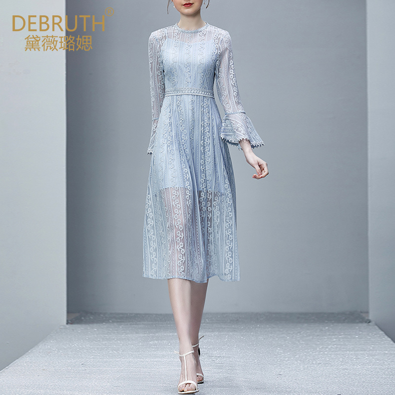黛薇璐媤商场同款花瓣袖蕾丝公主连衣裙女秋冬新款气质高腰A裙蓝