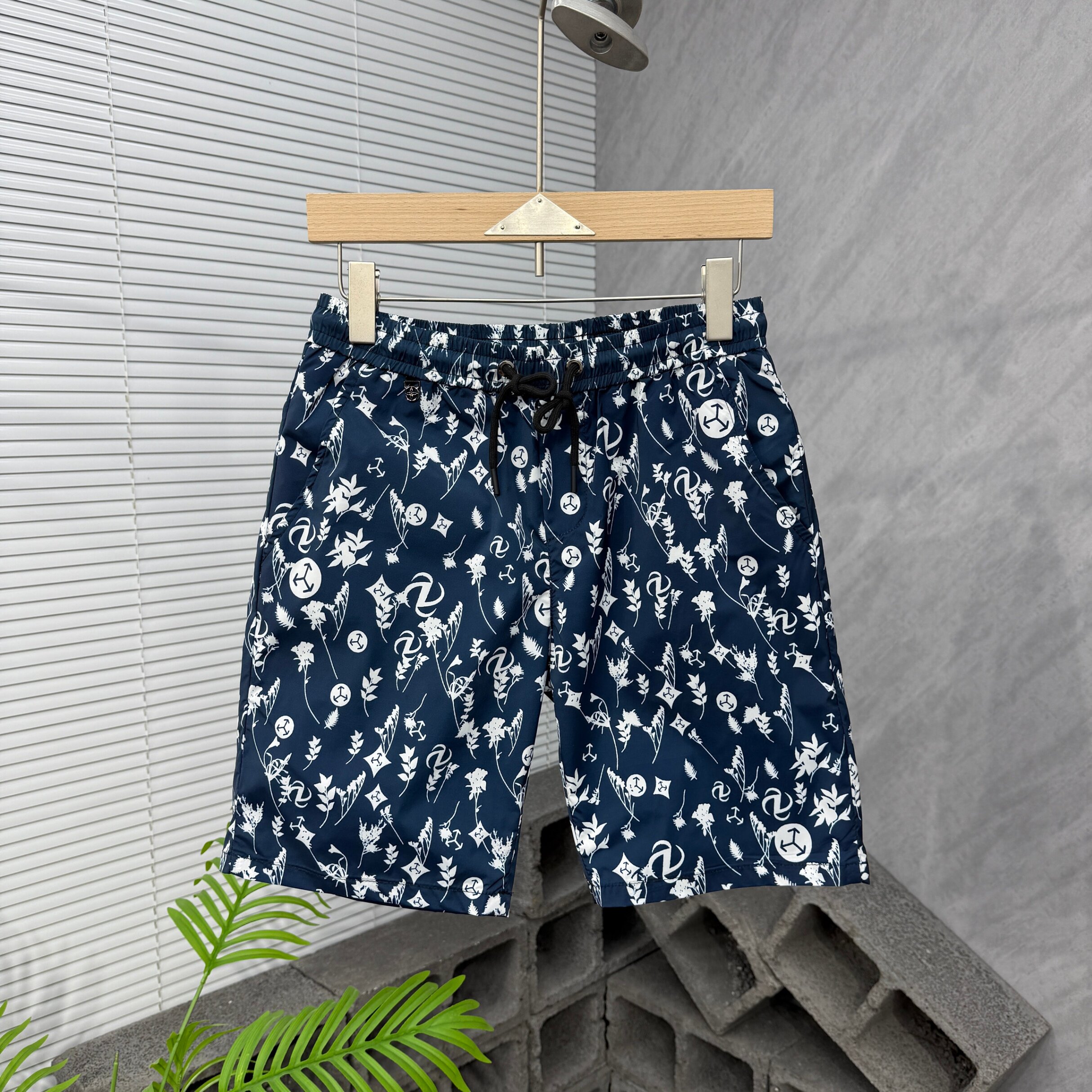 夏季薄款速干休闲短裤男士