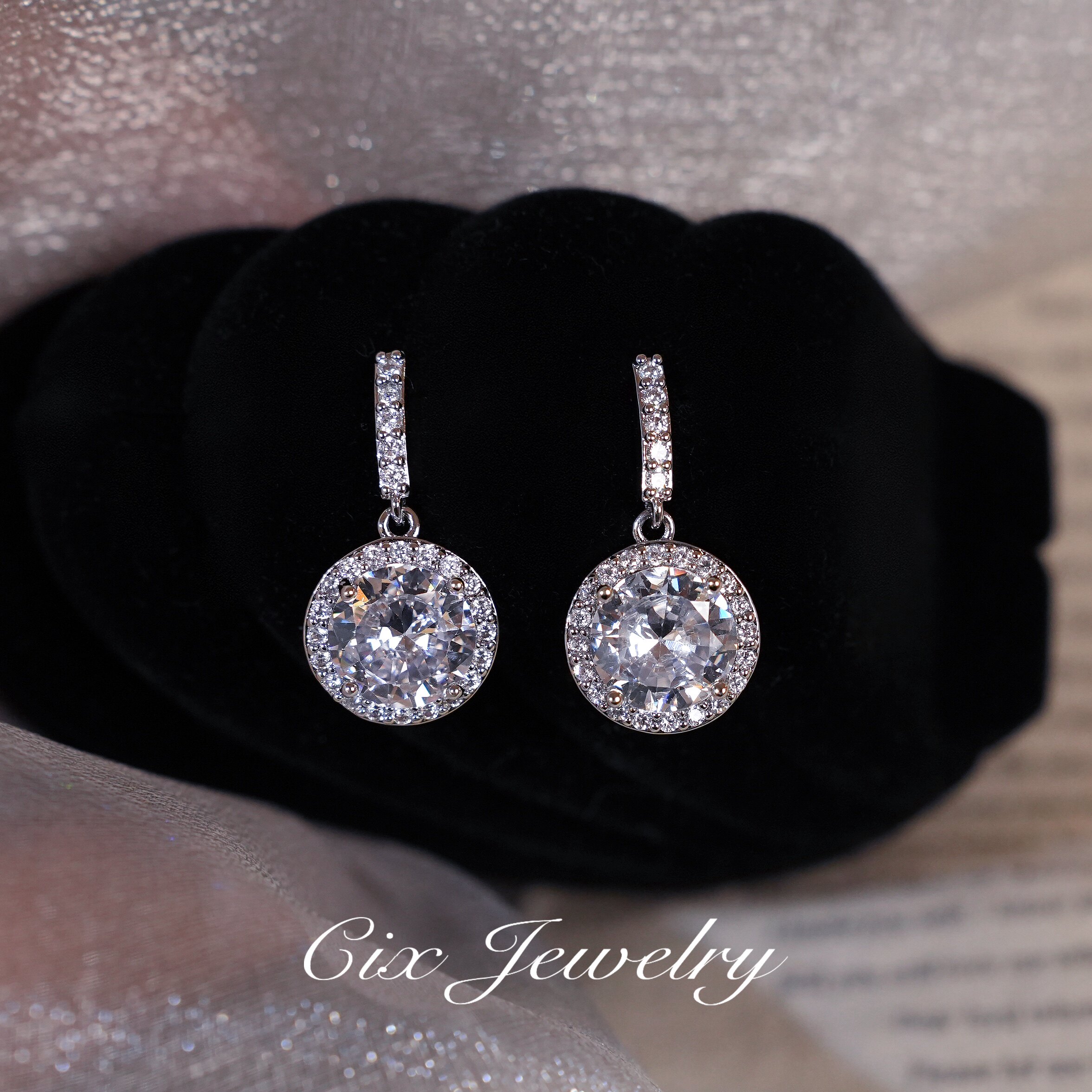 CIX闪球/闪！高品质5A锆石锆石气质耳环蚊香盘耳夹无耳洞耳饰耳钉