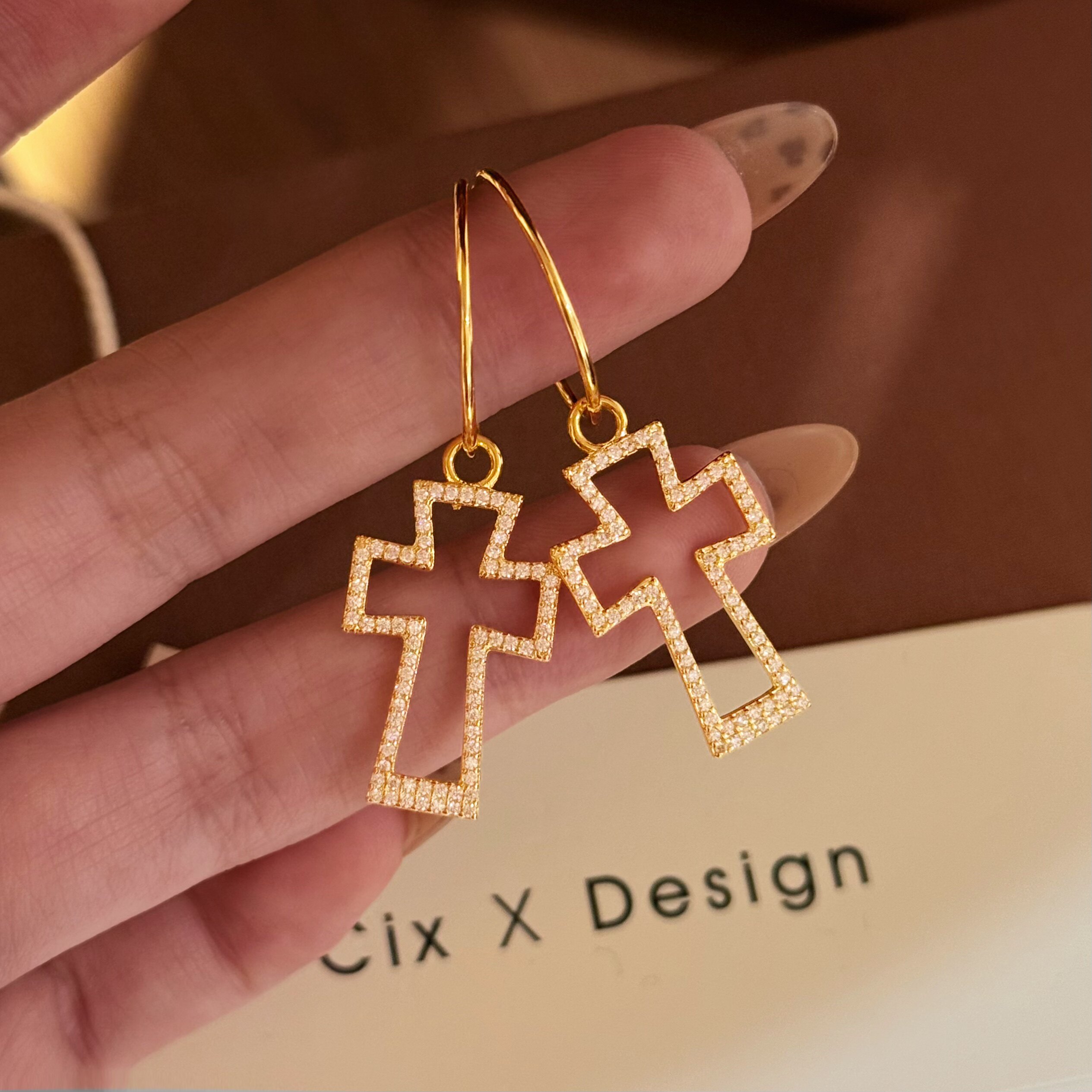 CIX十字/简约大圈镂空十字架耳坠蚊香盘耳夹女无耳洞耳钉时尚耳环